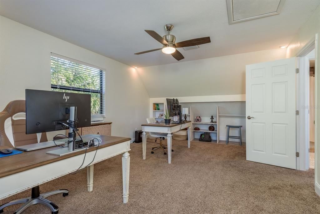 For Sale: $934,900 (4 beds, 3 baths, 2502 Square Feet)