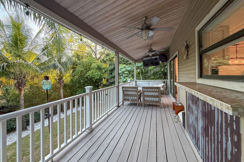 For Sale: $934,900 (4 beds, 3 baths, 2502 Square Feet)