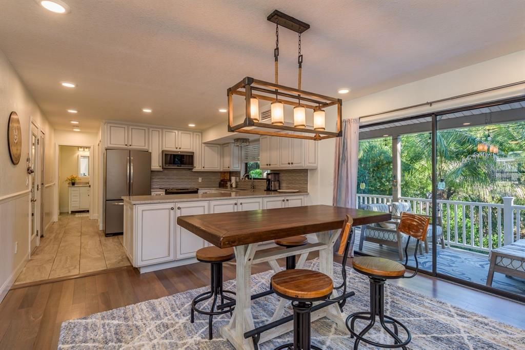 For Sale: $934,900 (4 beds, 3 baths, 2502 Square Feet)