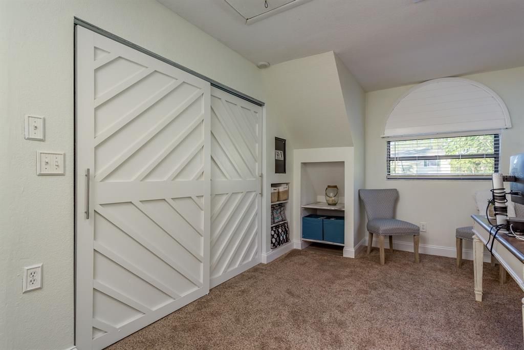 For Sale: $934,900 (4 beds, 3 baths, 2502 Square Feet)