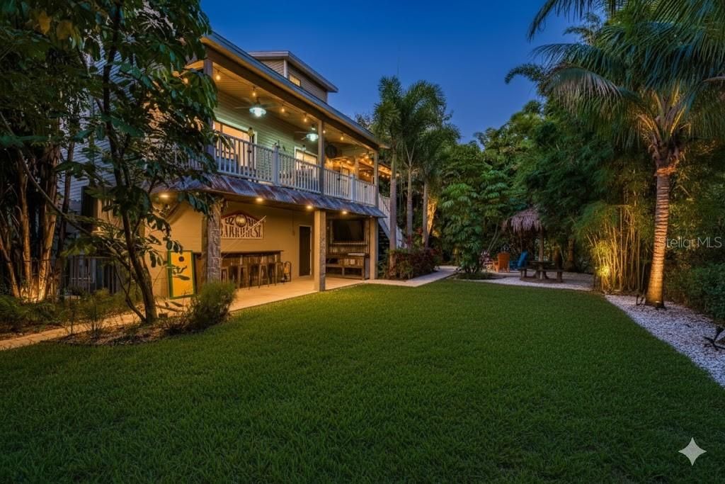 For Sale: $934,900 (4 beds, 3 baths, 2502 Square Feet)