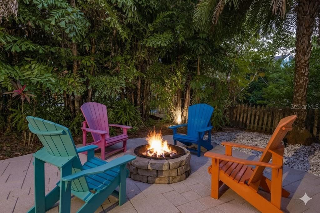 For Sale: $934,900 (4 beds, 3 baths, 2502 Square Feet)