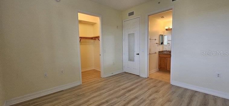 出租: $3,000 (3 贝兹, 2 浴室, 2338 平方英尺)