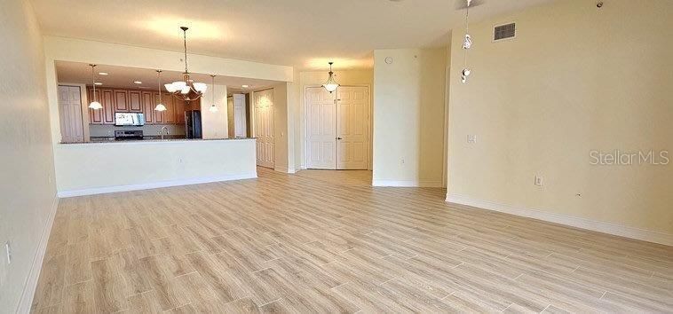 出租: $3,000 (3 贝兹, 2 浴室, 2338 平方英尺)