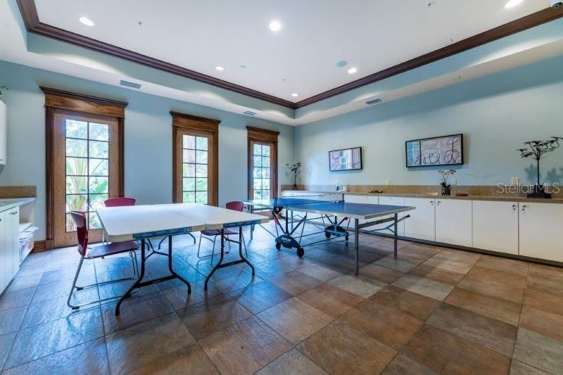 出租: $3,000 (3 贝兹, 2 浴室, 2338 平方英尺)