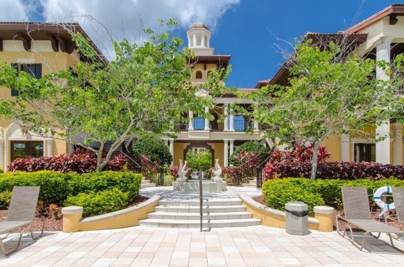 出租: $3,000 (3 贝兹, 2 浴室, 2338 平方英尺)