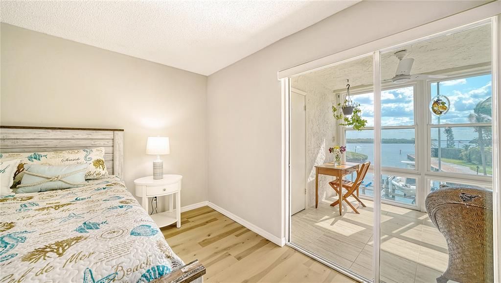 На продажу: $778,000 (2 спален, 2 ванн, 1523 Квадратных фут)