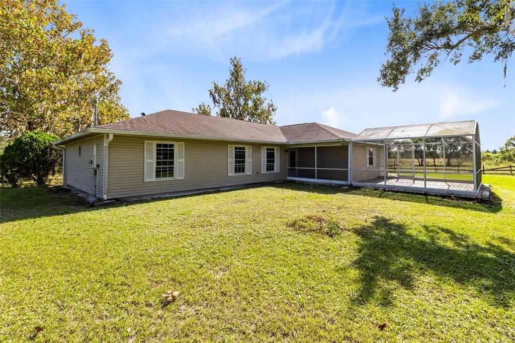 For Sale: $695,000 (3 beds, 2 baths, 1967 Square Feet)