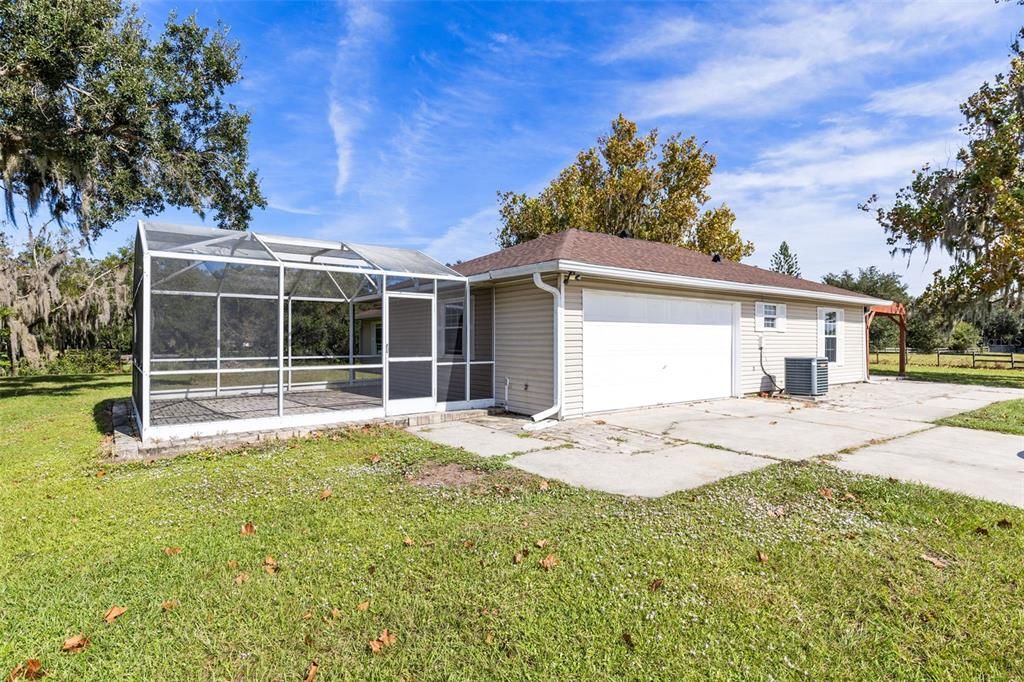 For Sale: $695,000 (3 beds, 2 baths, 1967 Square Feet)