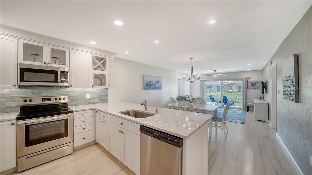 En Venta: $595,000 (2 camas, 2 baños, 931 Pies cuadrados)