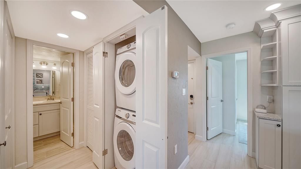 En Venta: $595,000 (2 camas, 2 baños, 931 Pies cuadrados)