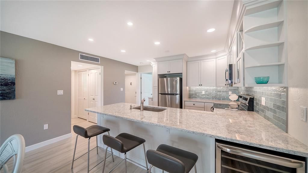 En Venta: $595,000 (2 camas, 2 baños, 931 Pies cuadrados)