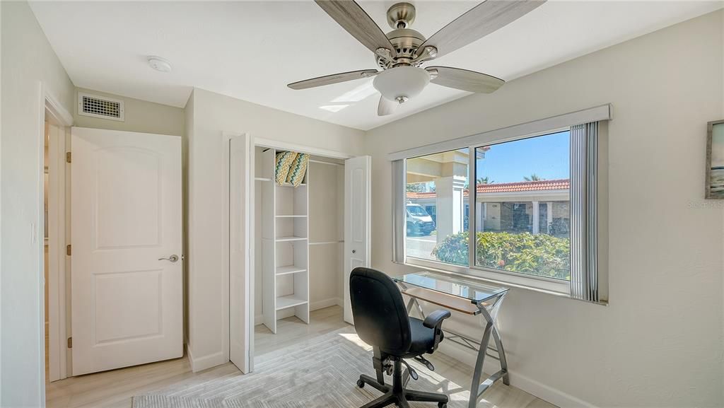 En Venta: $595,000 (2 camas, 2 baños, 931 Pies cuadrados)