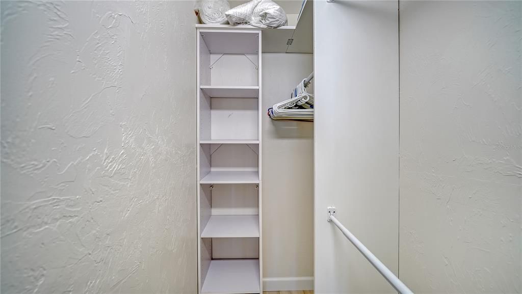 En Venta: $595,000 (2 camas, 2 baños, 931 Pies cuadrados)