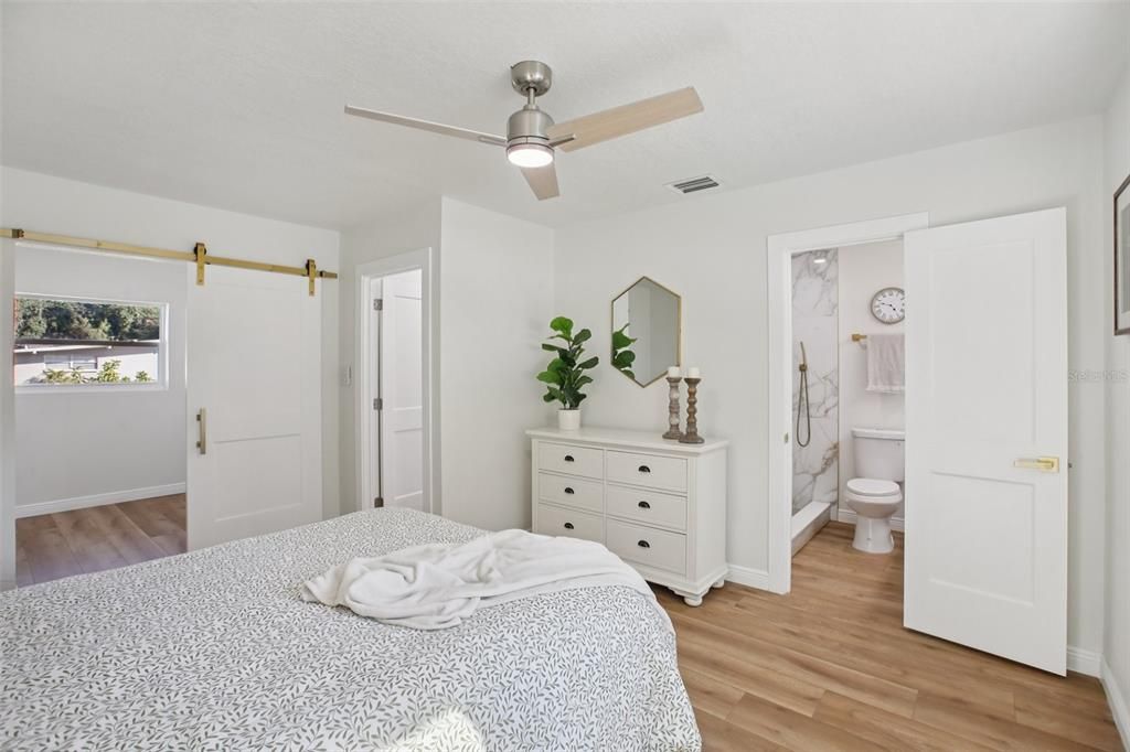 待售: $625,000 (4 贝兹, 2 浴室, 1740 平方英尺)