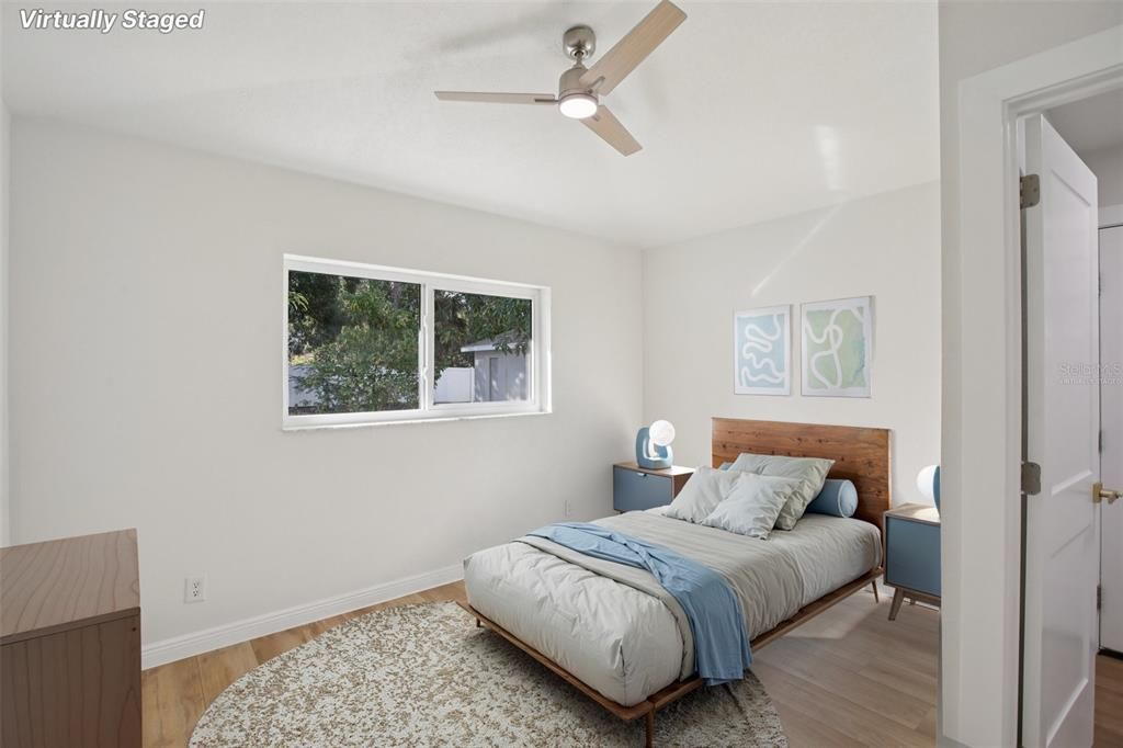 待售: $625,000 (4 贝兹, 2 浴室, 1740 平方英尺)