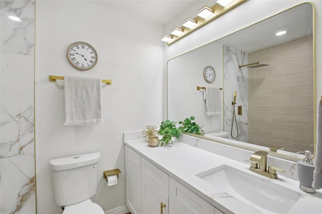 待售: $625,000 (4 贝兹, 2 浴室, 1740 平方英尺)