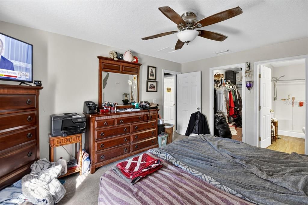 For Sale: $264,990 (3 beds, 2 baths, 1340 Square Feet)