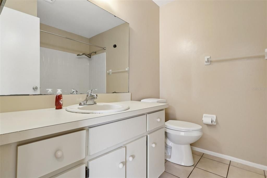 待售: $339,000 (3 贝兹, 2 浴室, 1377 平方英尺)