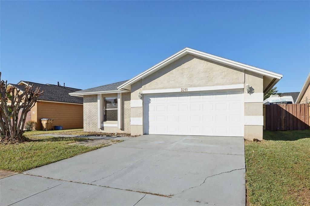 待售: $339,000 (3 贝兹, 2 浴室, 1377 平方英尺)