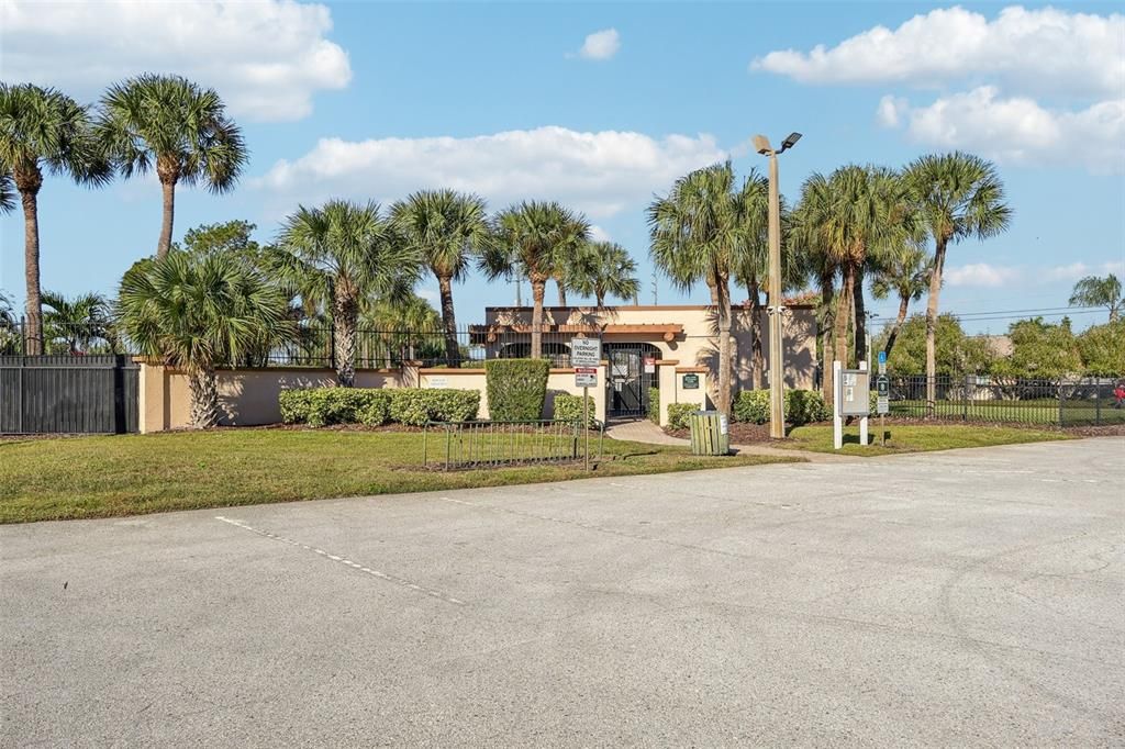 待售: $339,000 (3 贝兹, 2 浴室, 1377 平方英尺)