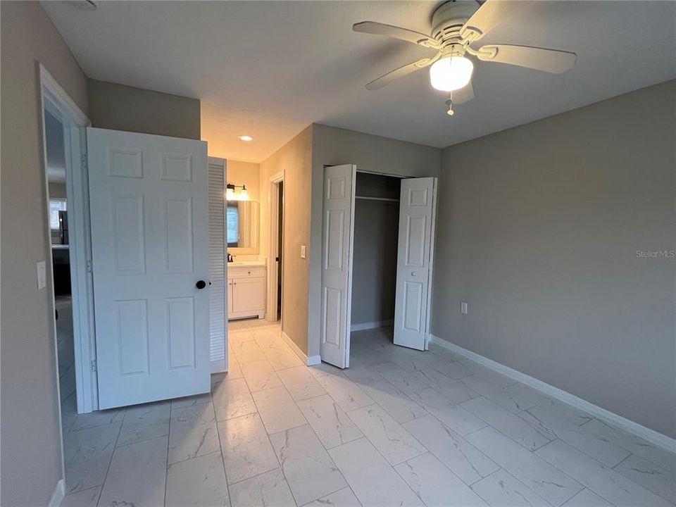 出租: $1,500 (2 贝兹, 2 浴室, 876 平方英尺)