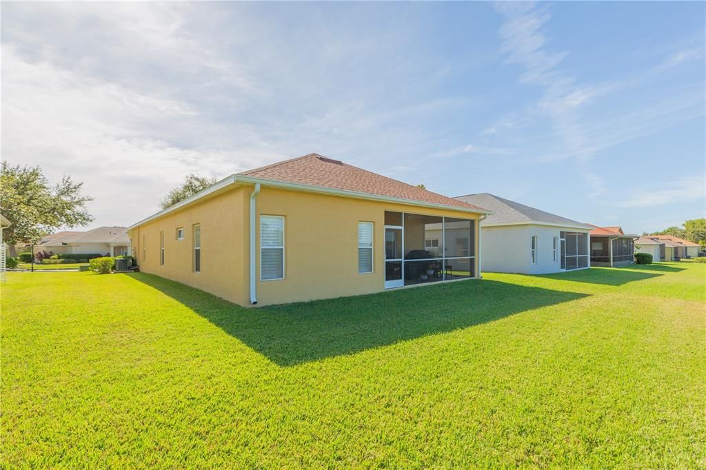 For Sale: $395,000 (3 beds, 2 baths, 1833 Square Feet)