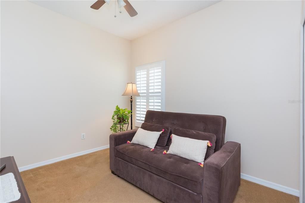 For Sale: $395,000 (3 beds, 2 baths, 1833 Square Feet)