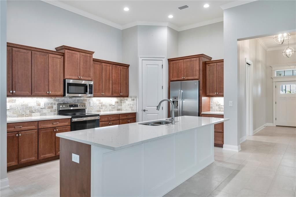 待售: $530,000 (3 贝兹, 2 浴室, 2653 平方英尺)