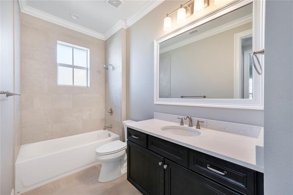 待售: $530,000 (3 贝兹, 2 浴室, 2653 平方英尺)