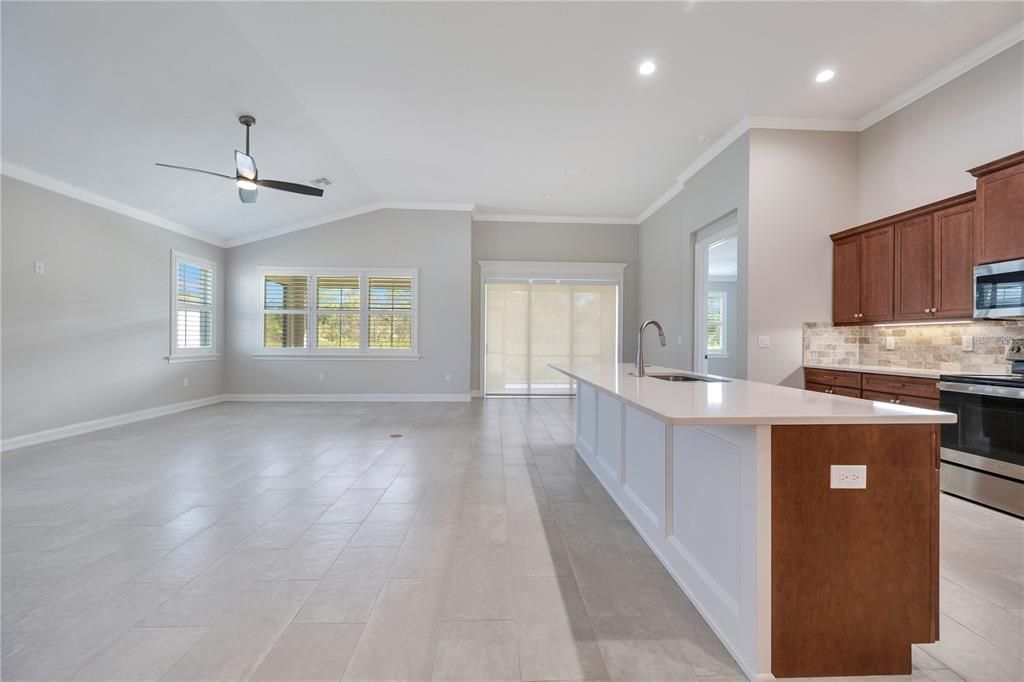 待售: $530,000 (3 贝兹, 2 浴室, 2653 平方英尺)