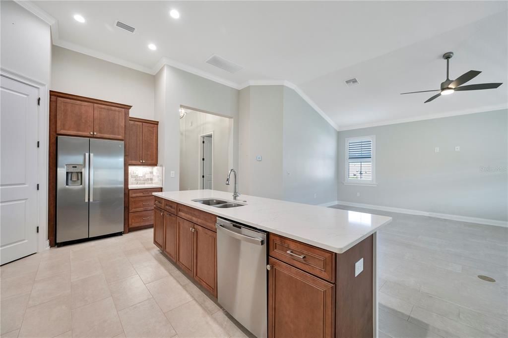 待售: $530,000 (3 贝兹, 2 浴室, 2653 平方英尺)