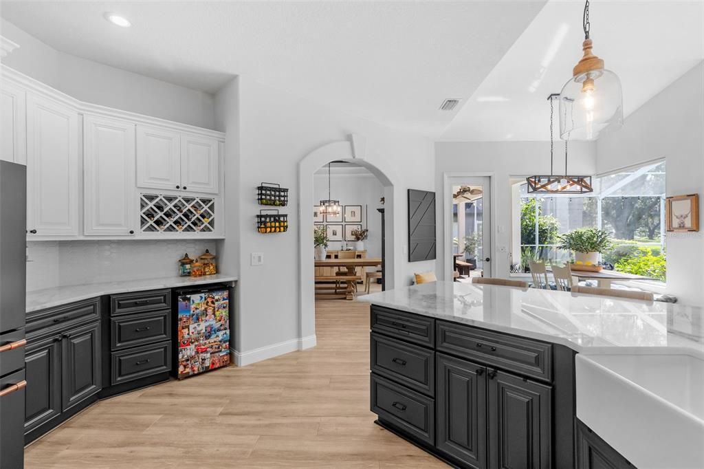 For Sale: $997,500 (4 beds, 3 baths, 3085 Square Feet)