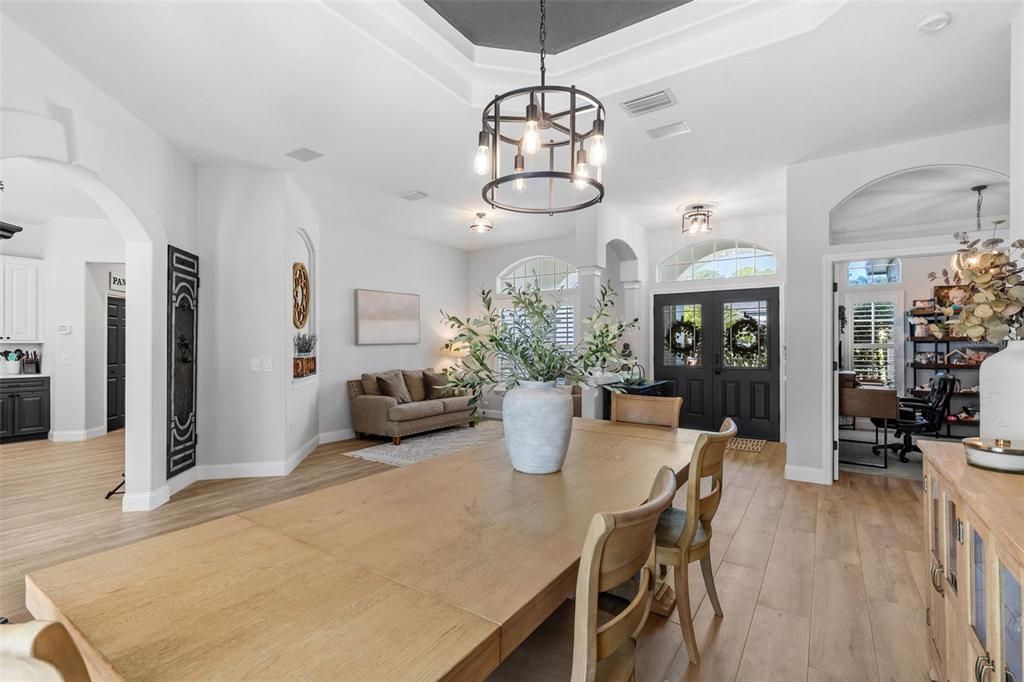 For Sale: $997,500 (4 beds, 3 baths, 3085 Square Feet)