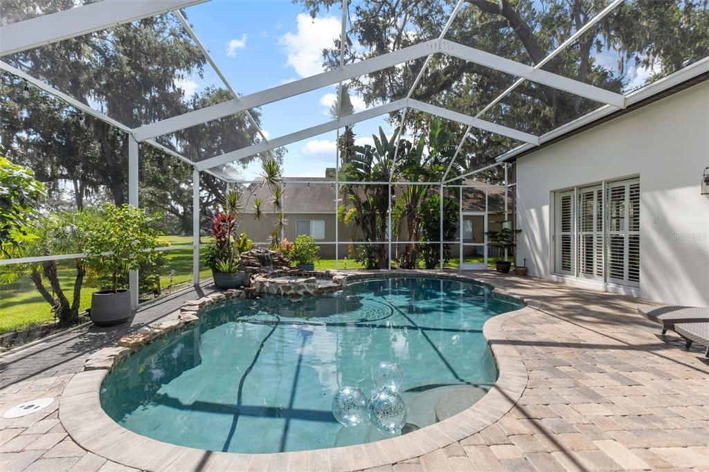 For Sale: $997,500 (4 beds, 3 baths, 3085 Square Feet)