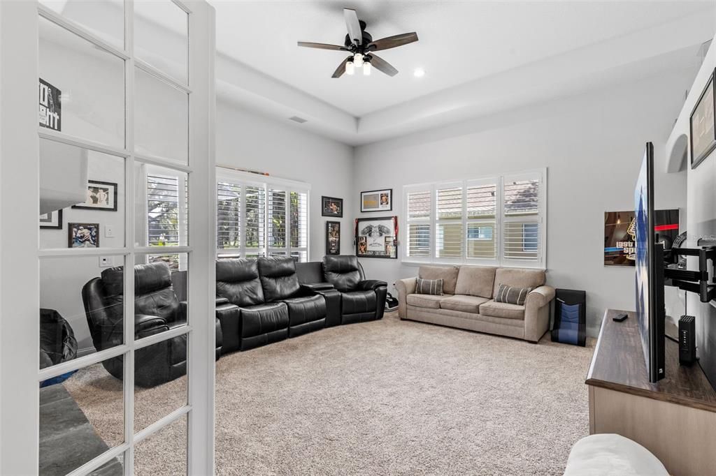 For Sale: $997,500 (4 beds, 3 baths, 3085 Square Feet)