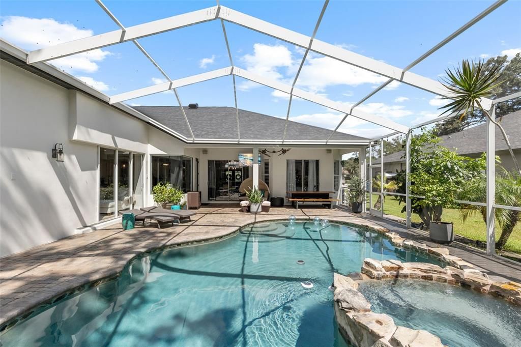 For Sale: $997,500 (4 beds, 3 baths, 3085 Square Feet)