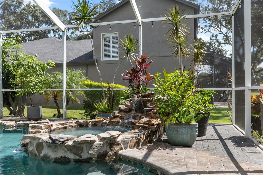 For Sale: $997,500 (4 beds, 3 baths, 3085 Square Feet)