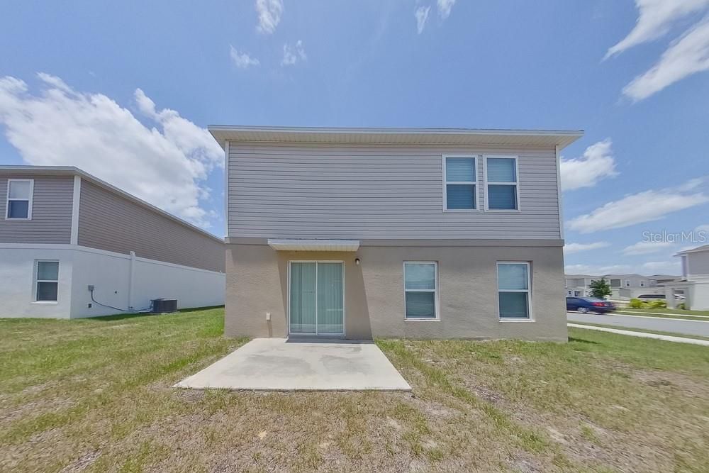 For Rent: $1,985 (4 beds, 2 baths, 1964 Square Feet)