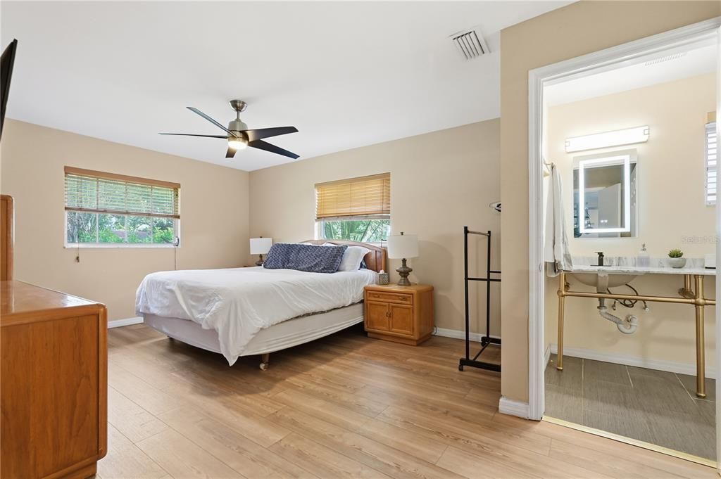 For Sale: $669,000 (4 beds, 2 baths, 1895 Square Feet)