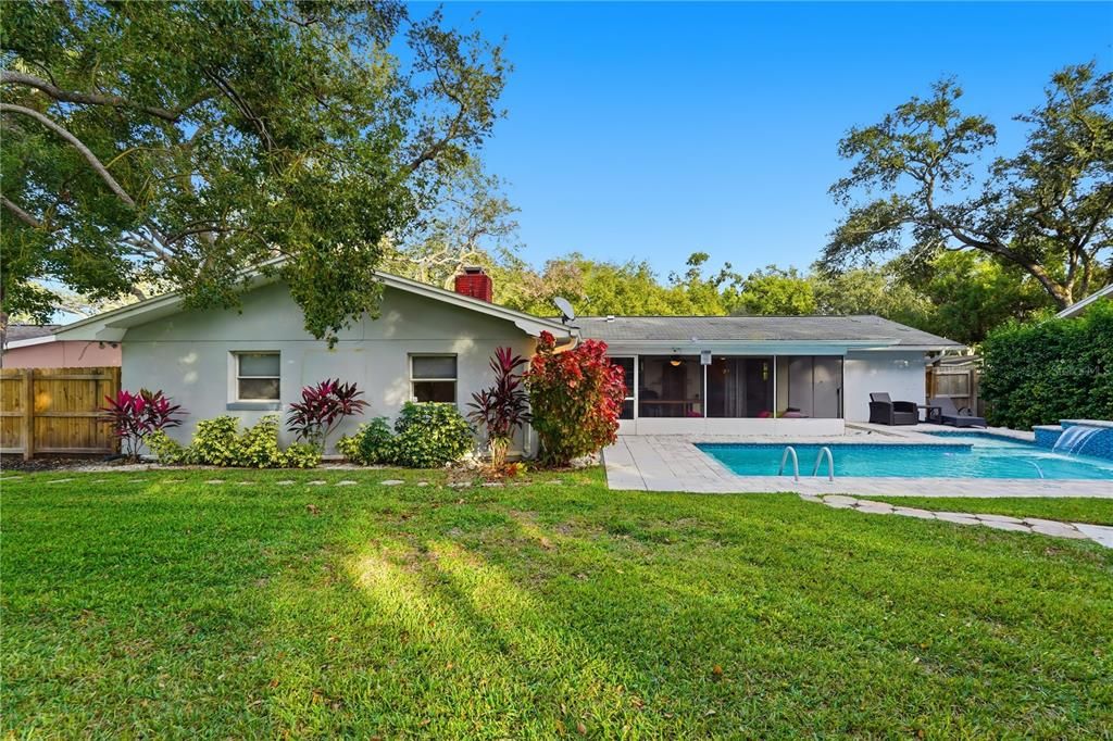 For Sale: $669,000 (4 beds, 2 baths, 1895 Square Feet)