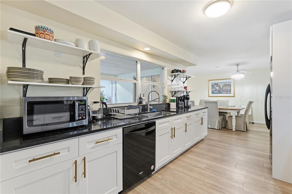 For Sale: $669,000 (4 beds, 2 baths, 1895 Square Feet)