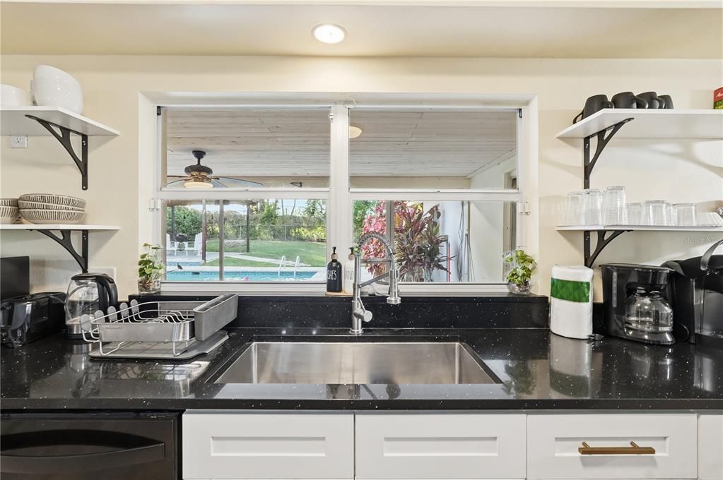 For Sale: $669,000 (4 beds, 2 baths, 1895 Square Feet)