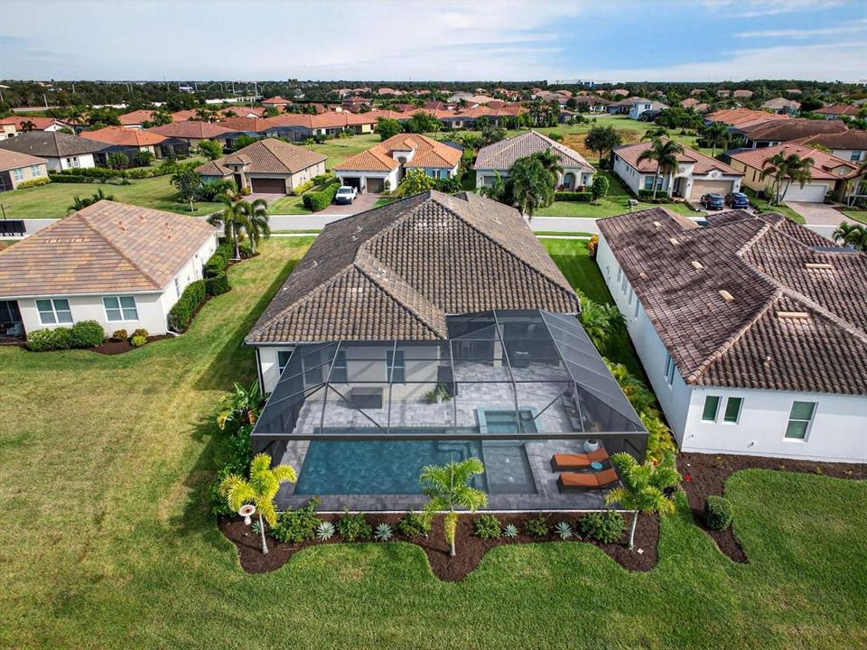 Active With Contract: $999,000 (3 beds, 2 baths, 2521 Square Feet)