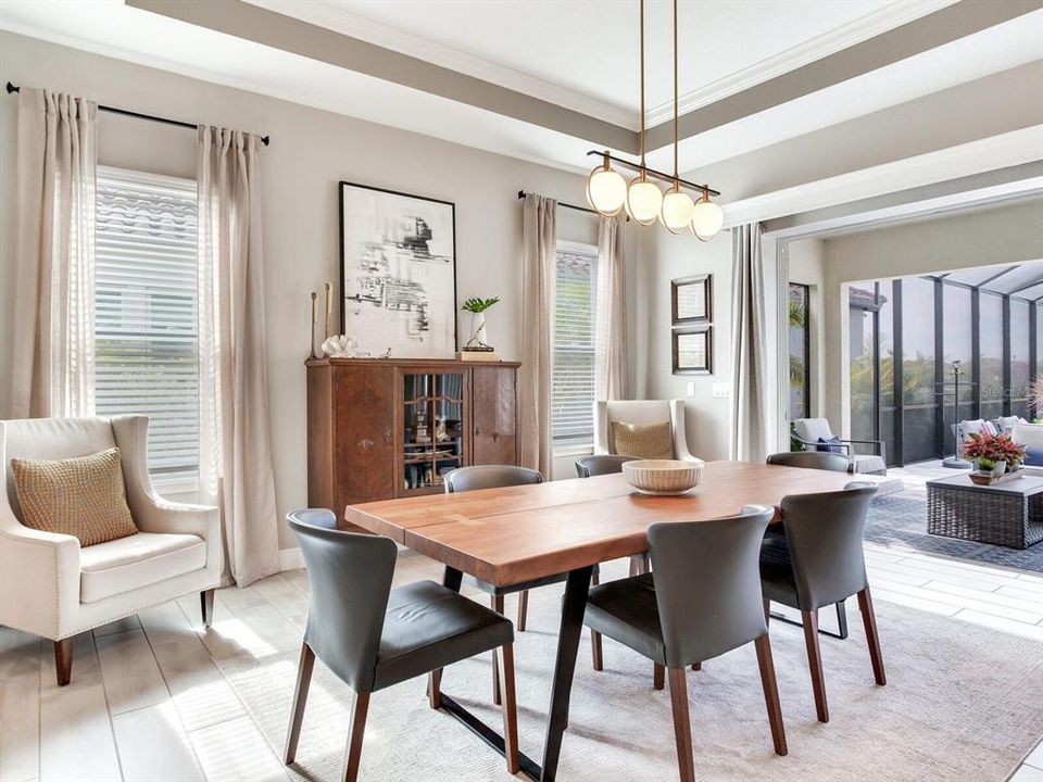 Active With Contract: $999,000 (3 beds, 2 baths, 2521 Square Feet)