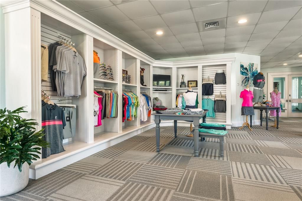 Active With Contract: $999,000 (3 beds, 2 baths, 2521 Square Feet)