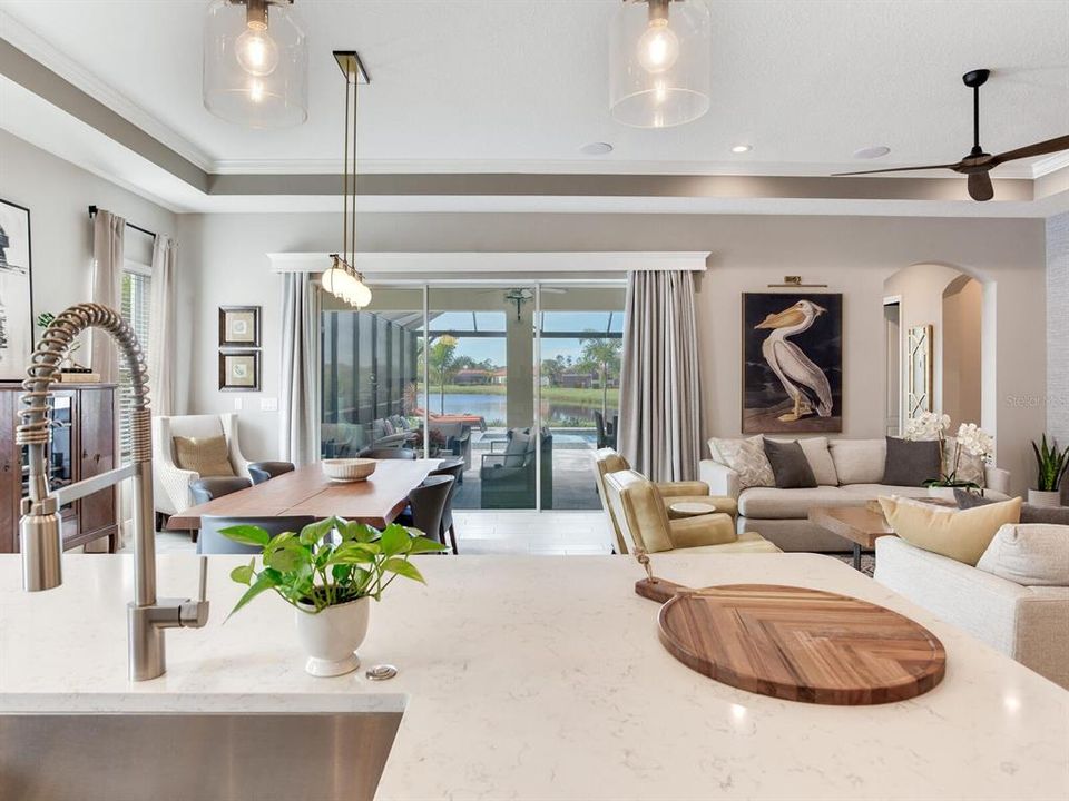 Active With Contract: $999,000 (3 beds, 2 baths, 2521 Square Feet)