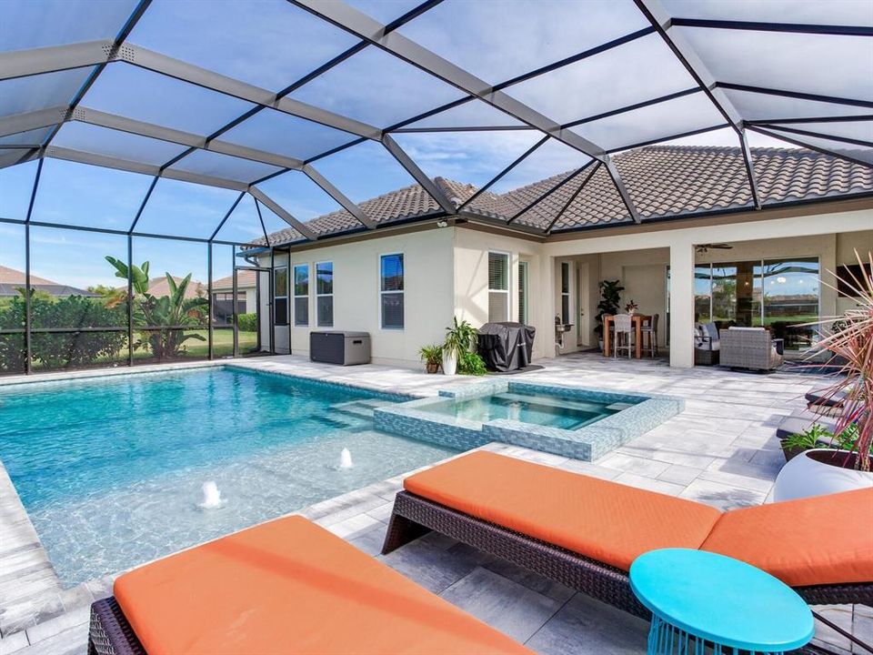 Active With Contract: $999,000 (3 beds, 2 baths, 2521 Square Feet)