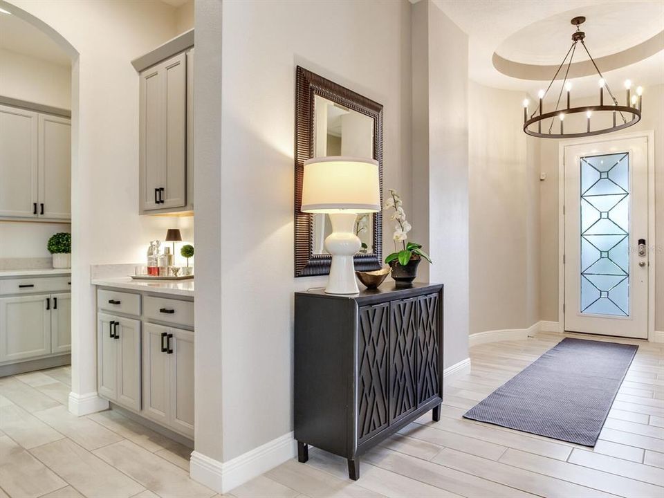 Active With Contract: $999,000 (3 beds, 2 baths, 2521 Square Feet)