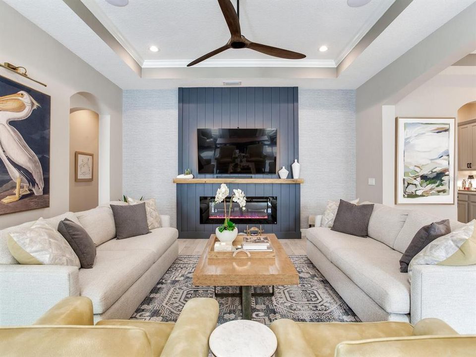 Active With Contract: $999,000 (3 beds, 2 baths, 2521 Square Feet)